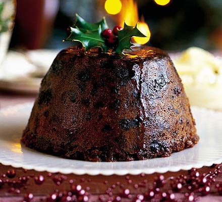 El Christmas Pudding uno de los más famosos postres ingleses para Navidad, chic y exquisito