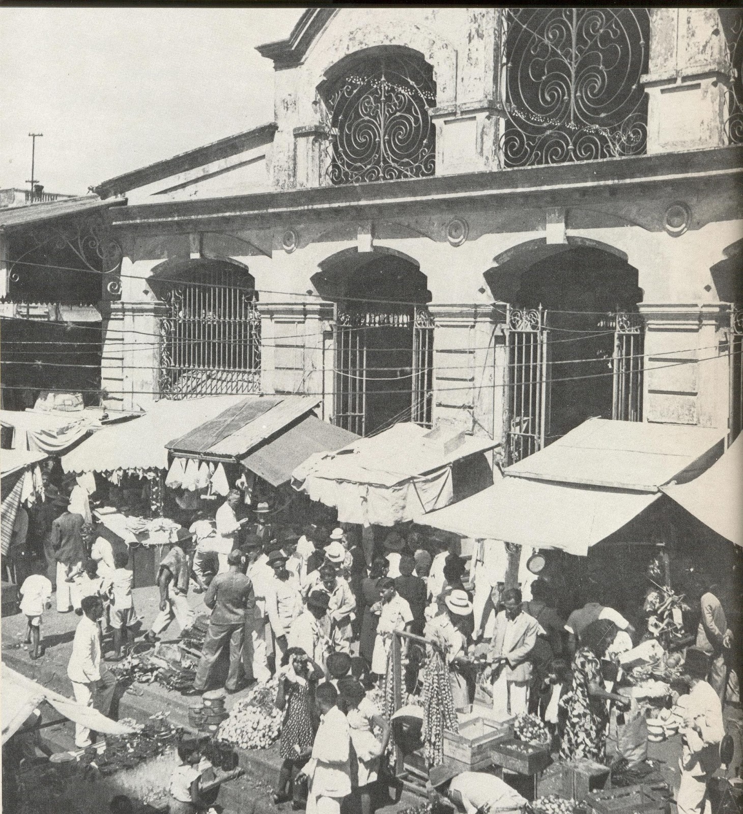Convento, mercado y plaza, la historia del Mercado de Jacinto en Caracas
