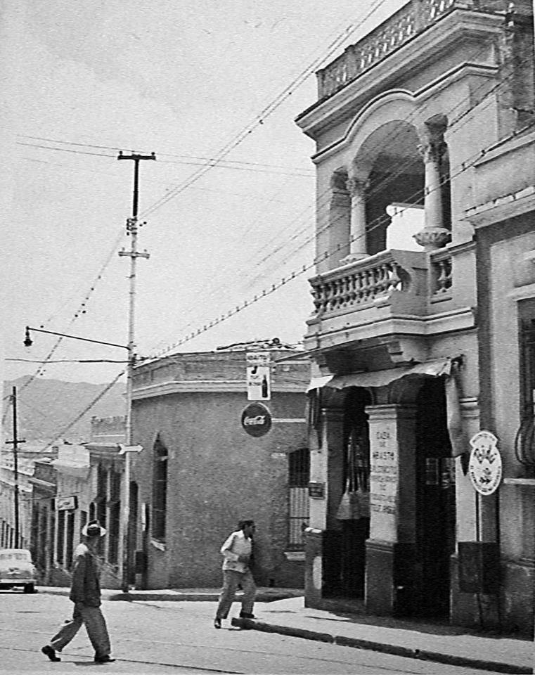 El fantasma de la enfermera Ministerio de Educación, en la caraqueña esquina de Salas