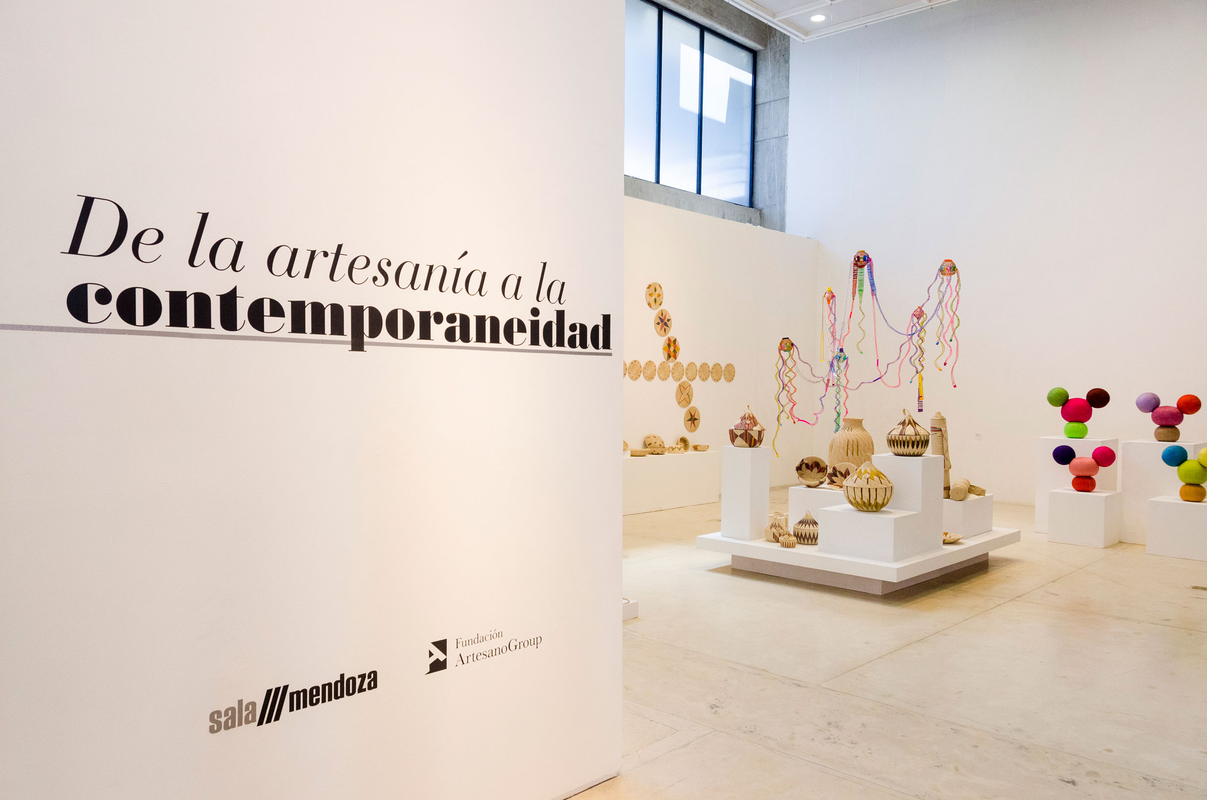 Continúan exposiciones de artesanía y arte en la Sala Mendoza de Caracas