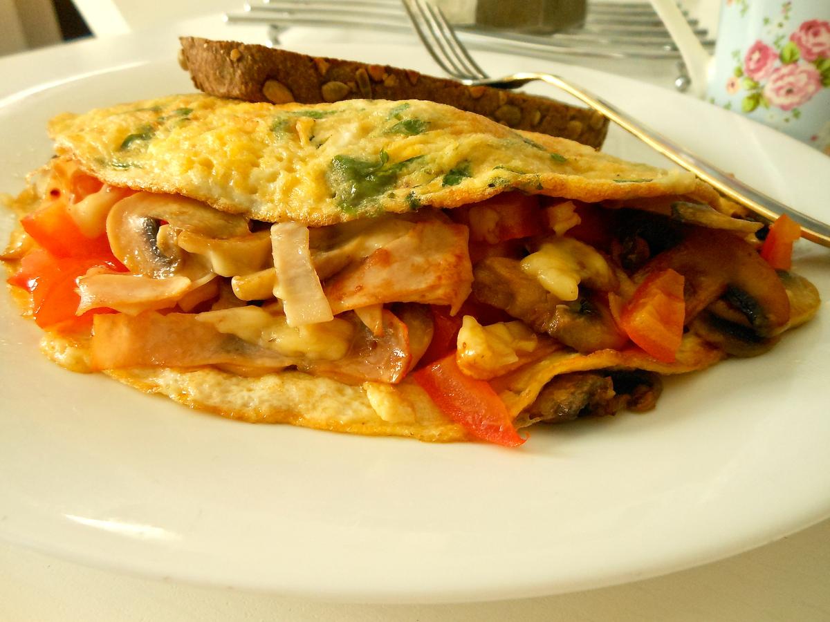 Tortilla de champiñones para un desayuno que ya no es tal
