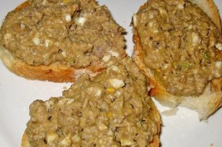 Las tan chic Tostas con paté de frutos secos, inolvidables….