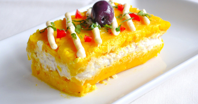 Causa Rellena de Pollo, una delicia peruana muy chic