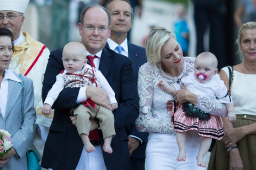 Primer año de los mellizos de Mónaco