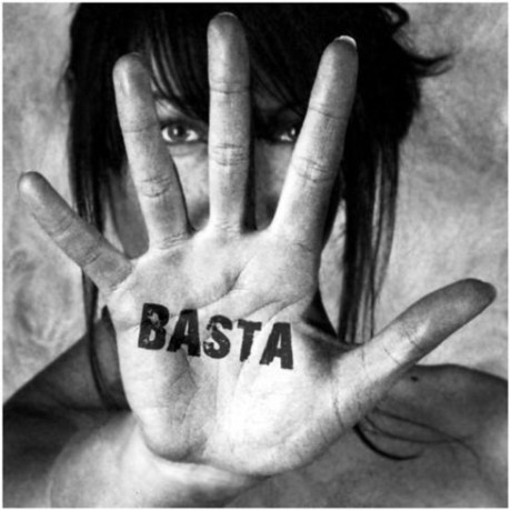 La violencia contra las mujeres y los niños, basta de abusos !