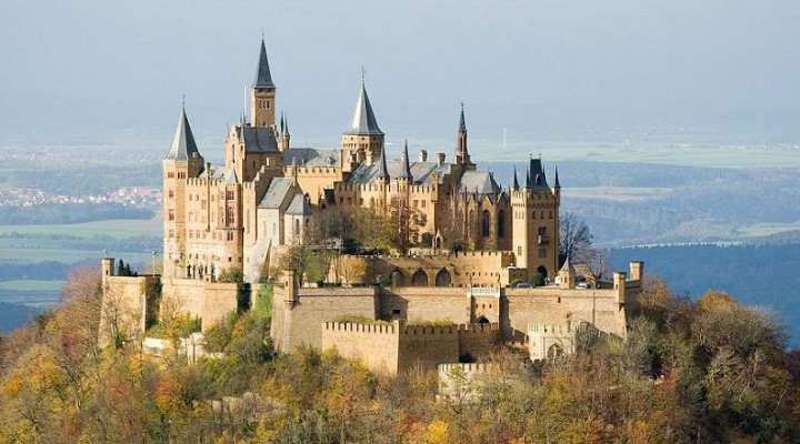El maravilloso Castillo de Hohenzollern, el fabuloso Castillo Real de Prusia
