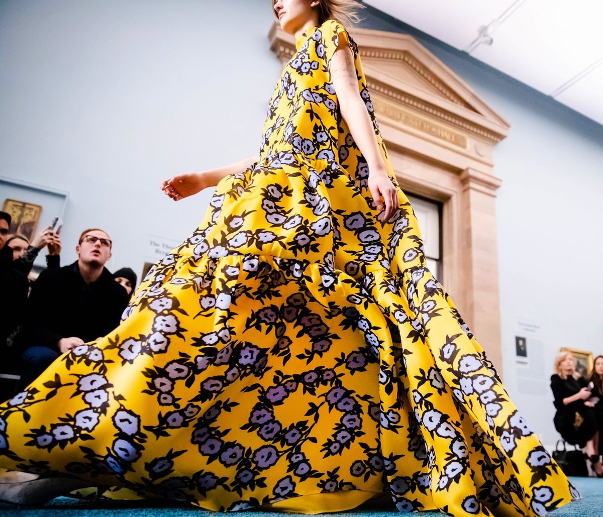 Carolina Herrera entre flores y llena de color en la New York Fashion Week