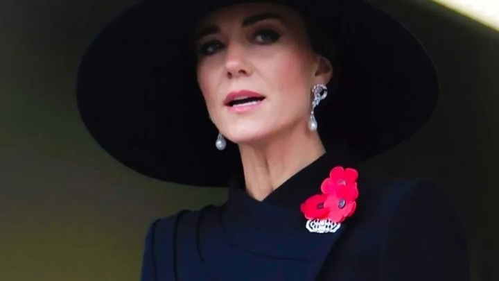 Kate Middleton y su tradicional elegancia en el Día del Recuerdo