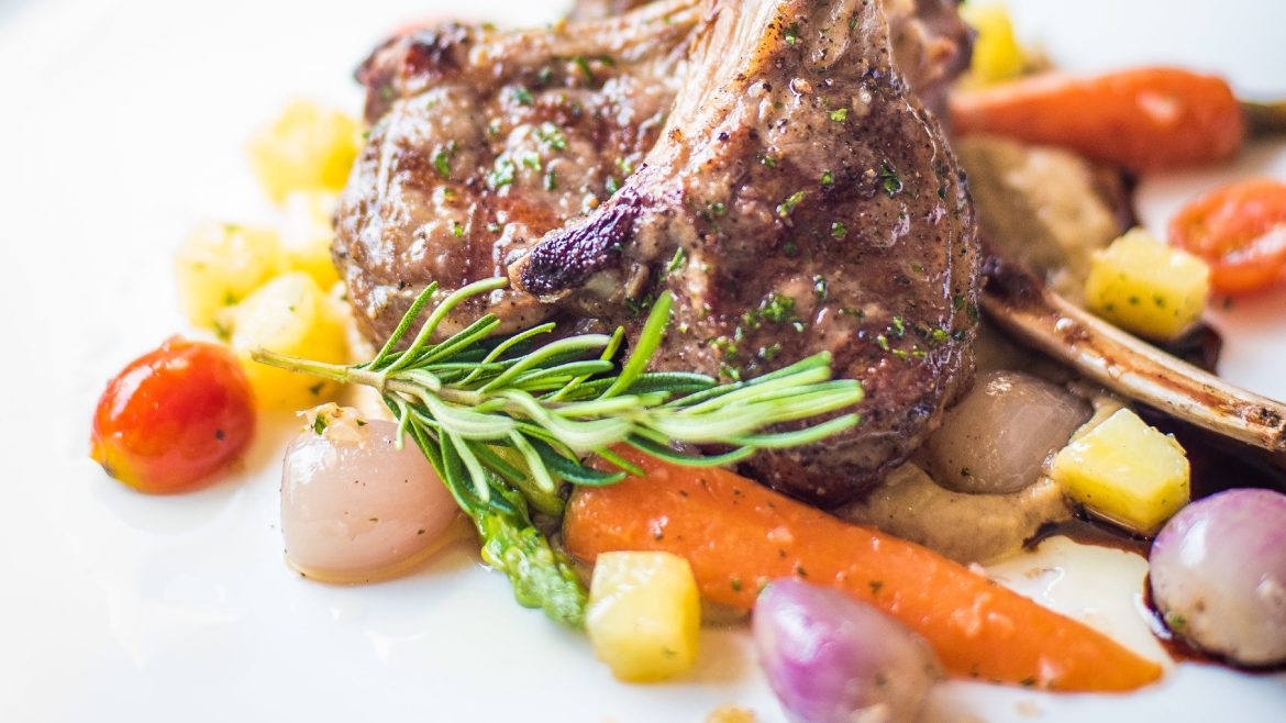 Un delicioso cordero en salsa