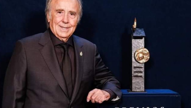 Grande Serrat, muy grande, recibió el Premio Princesa de Asturias