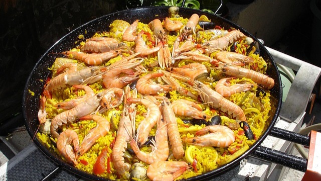 10 Platos famosos, representantes la típica gastronomía de sus pisases